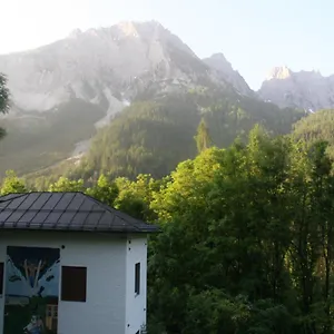 Dolomiti House 게스트하우스