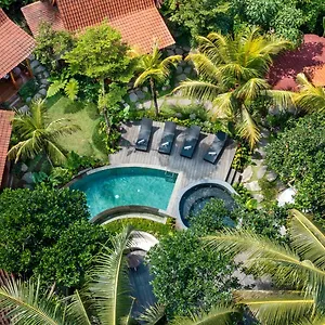 Berlima Wooden By Pramana Lodge Ubud